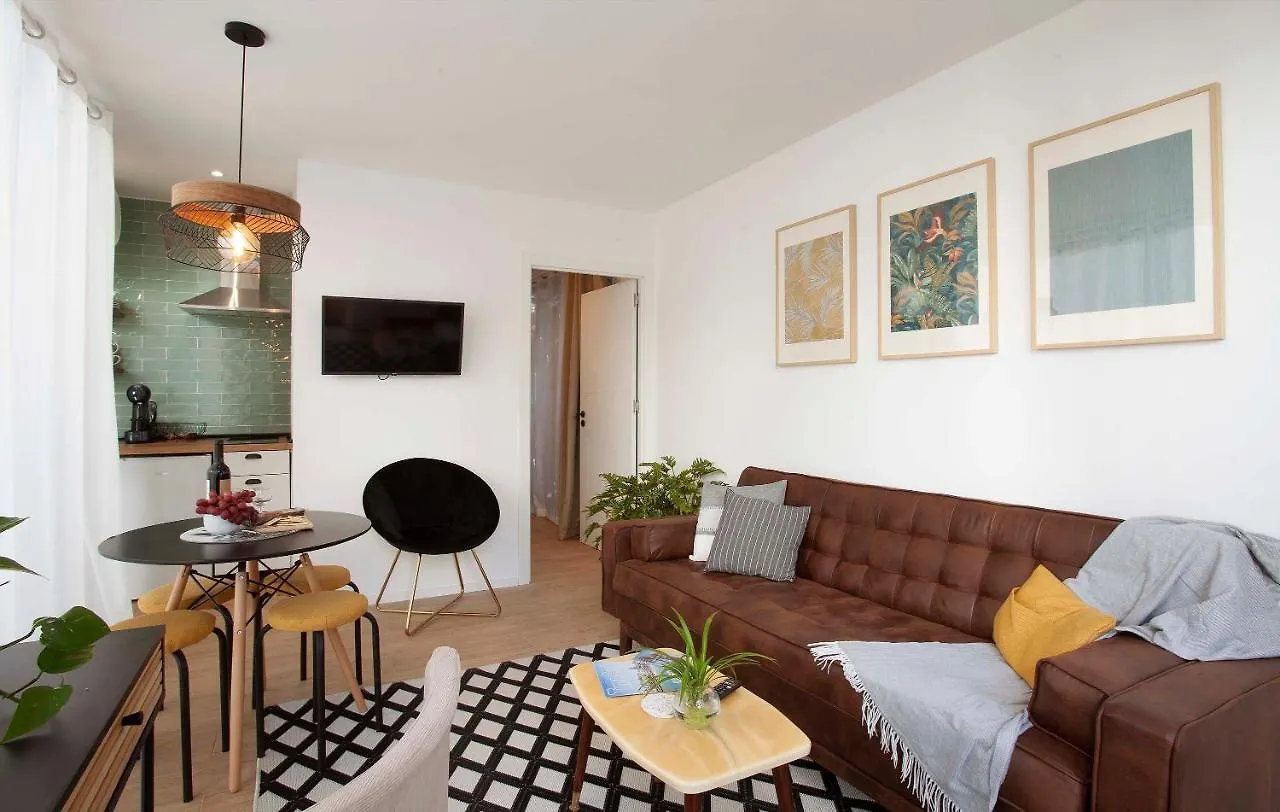 205 Serenity Cascais 0*,